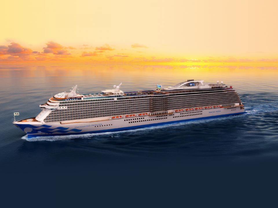 Cruise resort sailing the Western Mediterranean